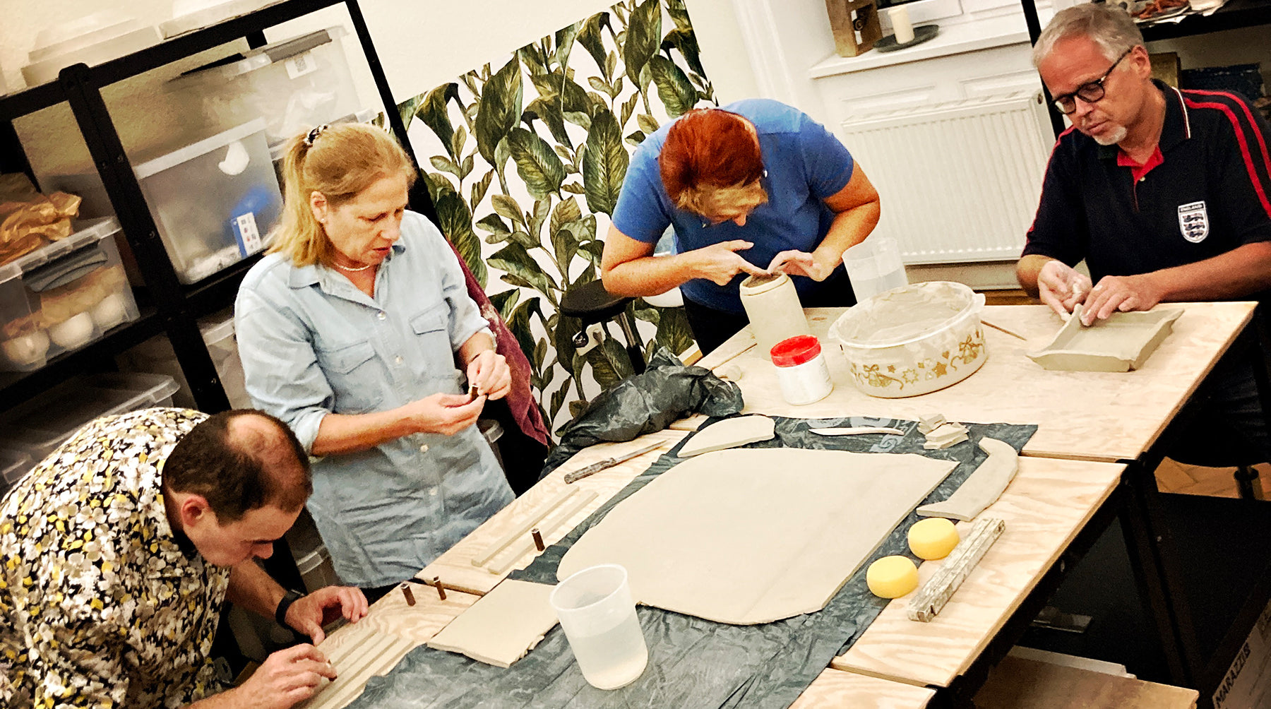 Wine and Clay - beim Wein verkosten gemeinsam mit Ton arbeiten